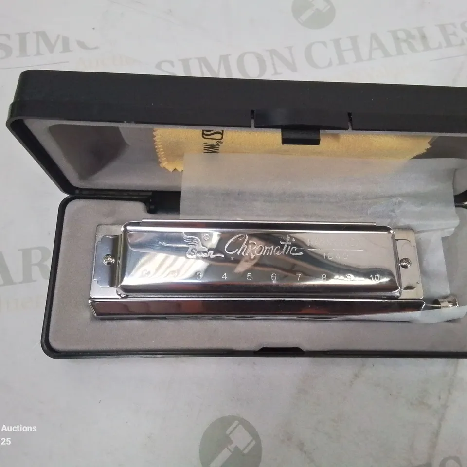 BOXED SWAN HARMONICA 