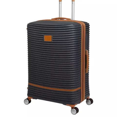 IT LUGGAGE REPLICATING LARGE CHARCOAL EXPANDABLE SUITCASE SET