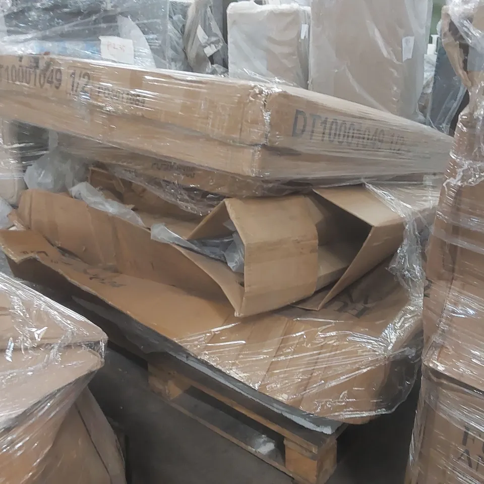 PALLET CONTAINING A LARGE QUANTITY OF ASSORTED DESIGNER FURNITURE PARTS INCLUDING: DINING TABLE PARTS ECT