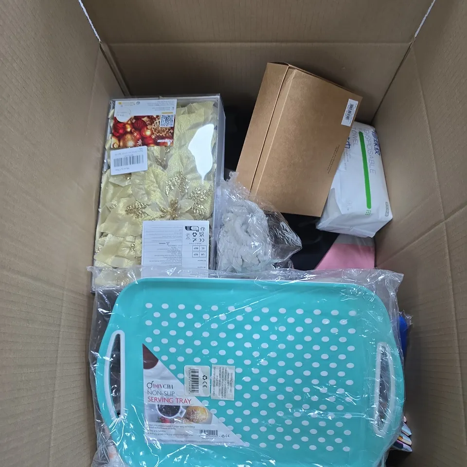 BOX OF APPROXIMATELY 22 ASSORTED HOUSEHOLD ITEMS TO INCLUDE TUMBLER, 2027 HARDBACK PLANNER, SUNG AS A BUG YARN ETC