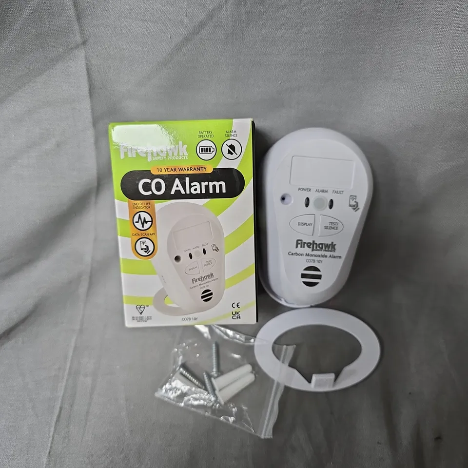 FIREHAWK CO ALARM CARBON MONOXIDE DETECTOR – BOXED WITH MOUNTING RING & FIXINGS