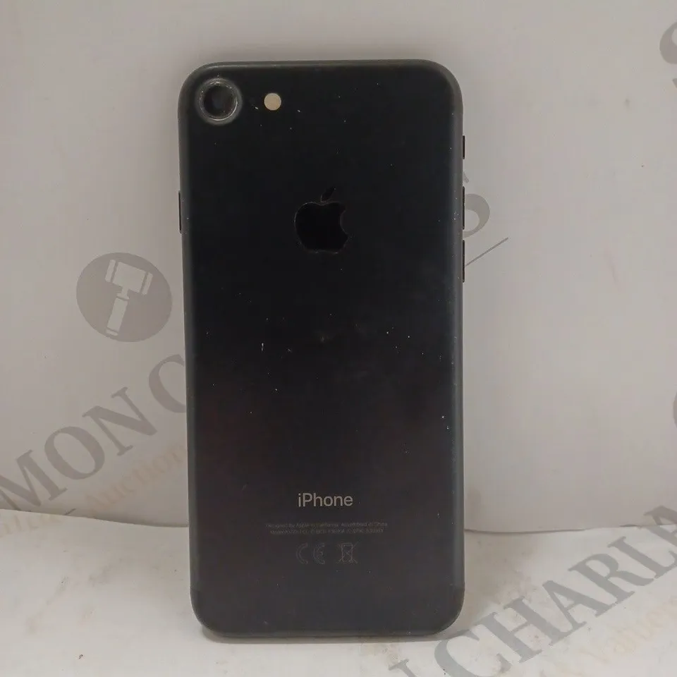 APPLE IPHONE 7 (A1778) SMARTPHONE