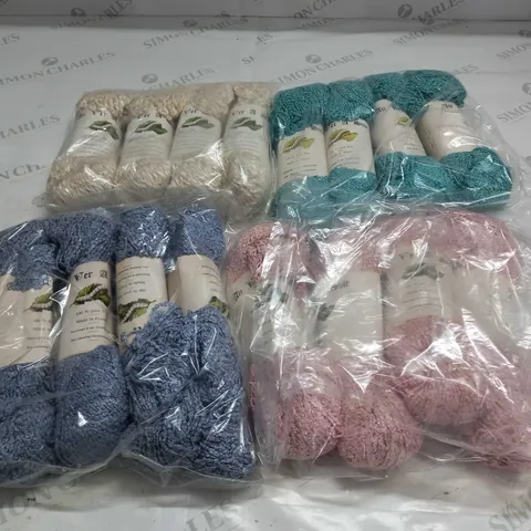 LARGE QUANTITY OF AU VER A SOIE BUNDLES OF STRING IN VARIOUS COLOURS