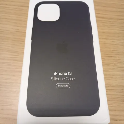 BOXED APPLE IPHONE 13 SILICONE CASE MAG SAFE