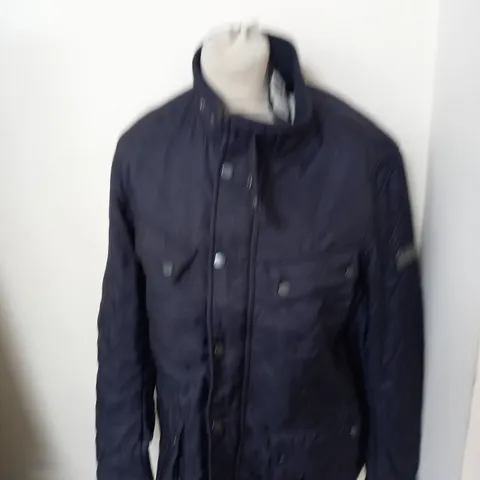 BARBOUR ZIPPED AND BUTTON QUILTED COAT SIZE M