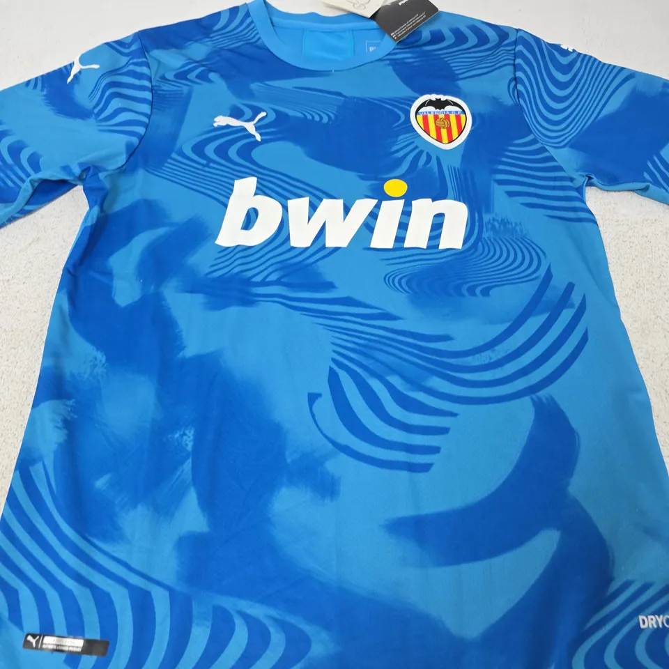 VALENCIA CF FOOTBALL SHIRT – RODRIGO 19 - SIZE M