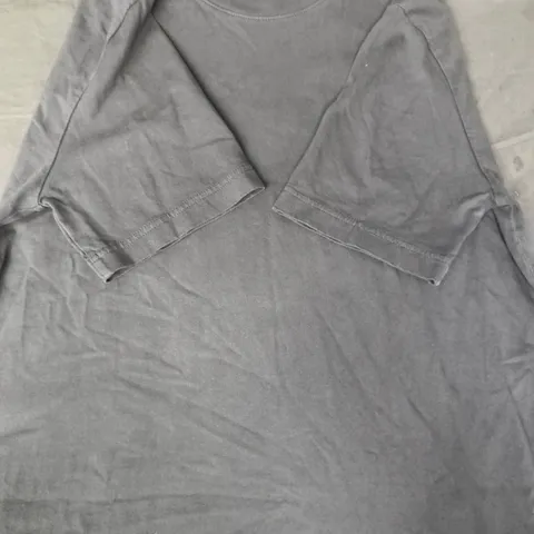 YZY CREW-NECK SHORT SLEEVE T-SHIRT IN GREY SIZE SMALL