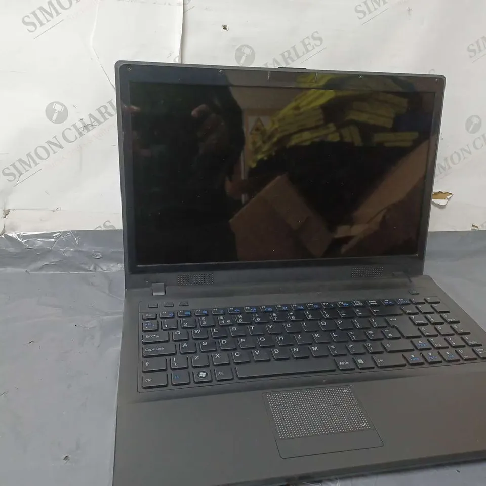 CLEVO W76OC 15 INCH I3 M 350 2.27GHZ