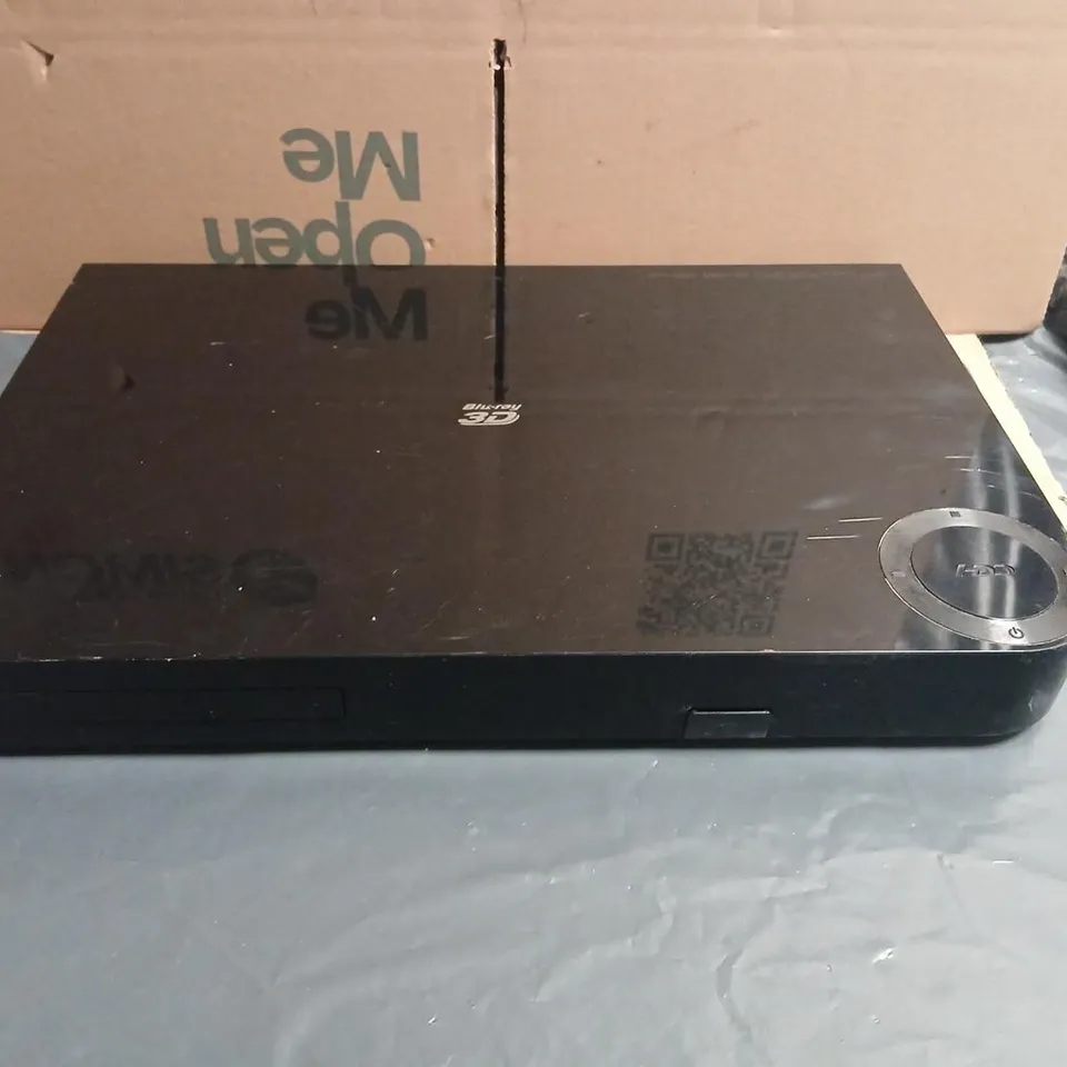 SAMSUNG BLU-RAY/DVD PLAYER – BLACK