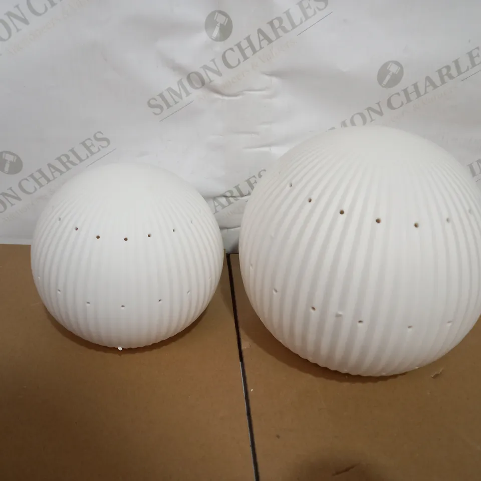 K BY KELLY HOPPEN SET OF CERAMIC LIGHT UP ORNAMENTS