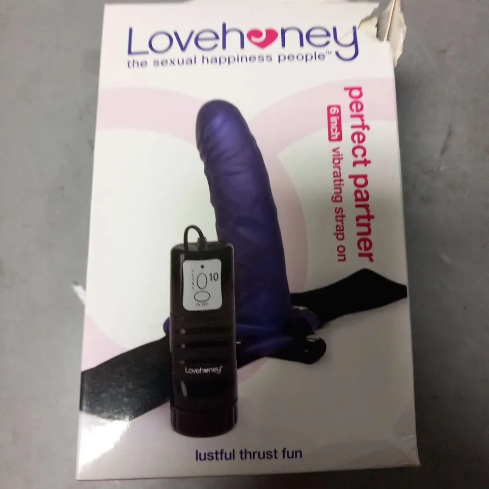 BOXED LOVEHONEY PERFECT PARTNER 6 INCH VIBRATING STRAP ON