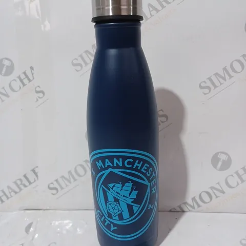 BOXED MANCHESTER CITY WATER BOTTLE & BADGE GIFT SET
