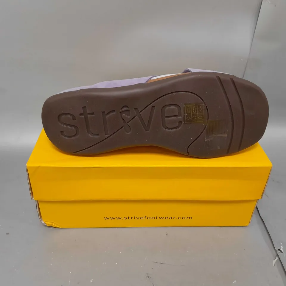 BOXED STRIVE PALMA SLIDER SANDALS SIZE 6