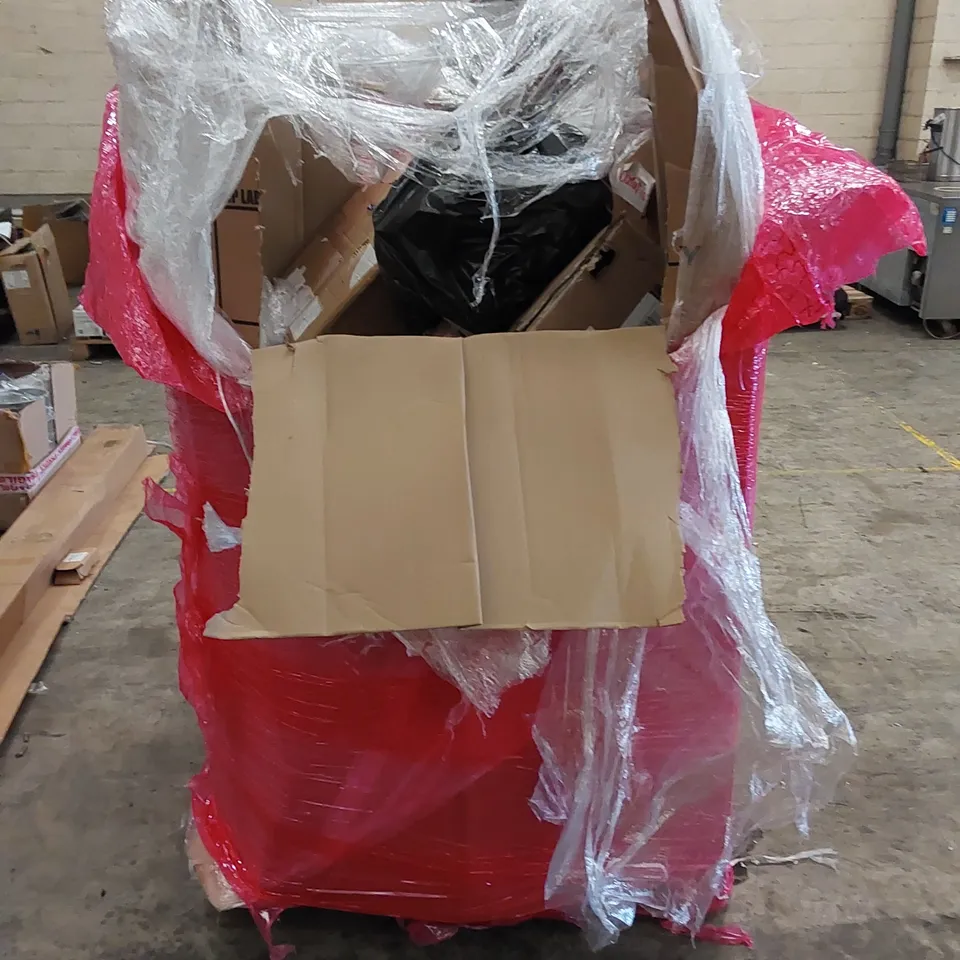 PALLET OF ASSORTED HOUSEHOLD ITEMS AND CONSUMER PRODUCTS. INCLUDES PRE-LIT CHRISTMAS TREE, MECHANICAL KEYBOARD, DOOR MAT, FOOT MASSAGER ETC 