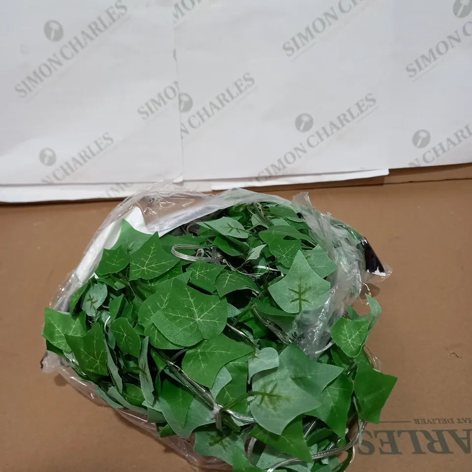 SOLAR POWERED IVY STRING LIGHT