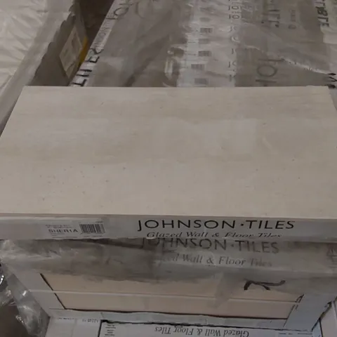 PALLET OF APPROX 40 X CARTONS OF JOHNSON TILES, SHERWOOD HAZE GLAZED WALL & FLOOR TILES - 5 TILES PER CARTON // TILE SIZE: 597 x 297 x 10mm