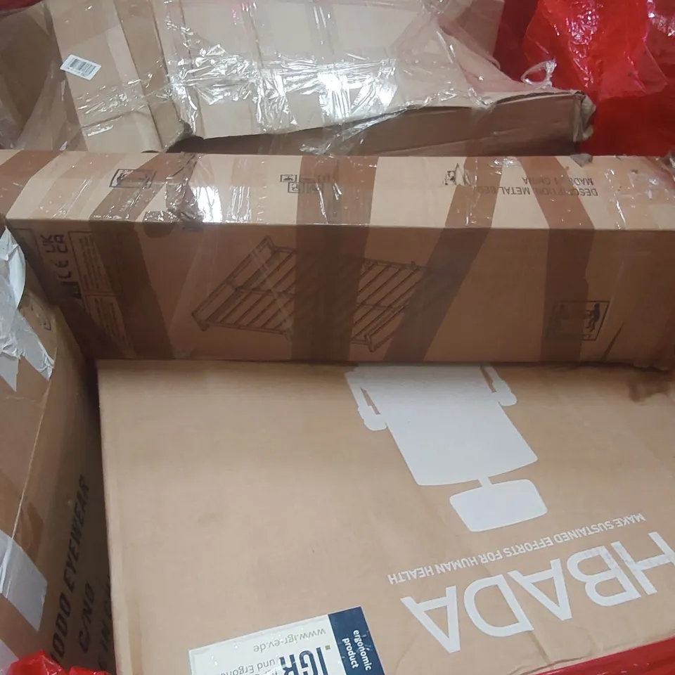 PALLET CONTAINING A LARGE QUANTITY OF ASSORTED ITEMS INCLUDING: OFFICE CHAIR, BED FRAME ECT