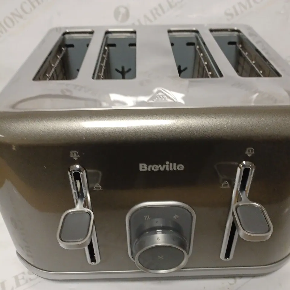 BREVILLE AURA 4-SLICE TOASTER