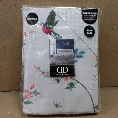 BRAND NEW DREAMS AND DRAPES SUPER KING SIZE DUVET SET - GREY