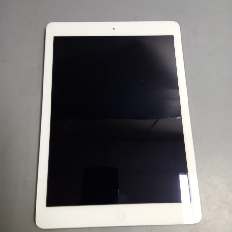 UNBOXED APPLE IPAD AIR 1 SILVER