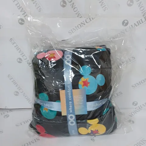 OODIE - HOODED BLANKET