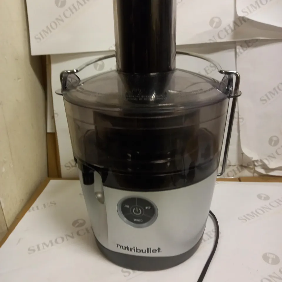 NUTRIBULLET 1558 JUICER PRO 