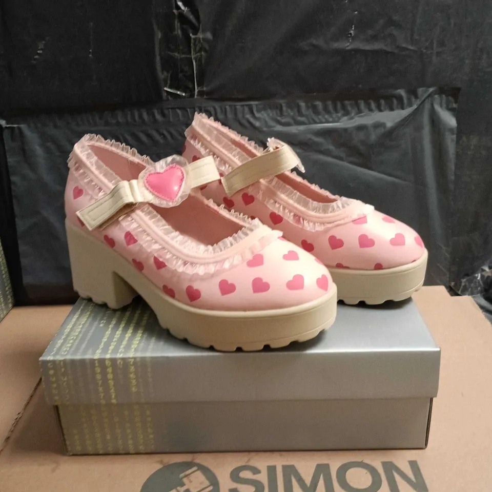 KOI MELANIE SWEETHEART MARY JANE SHOES PINK SIZE 6