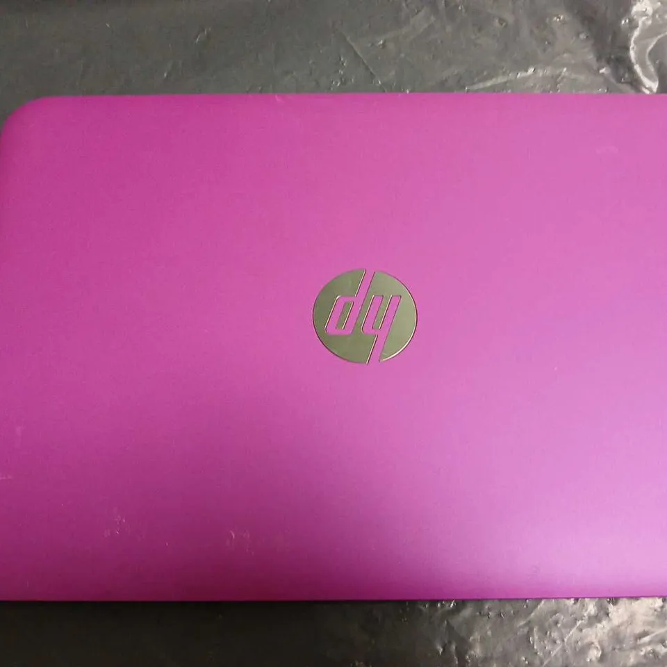 HP STREAM LAPTOP IN PURPLE 