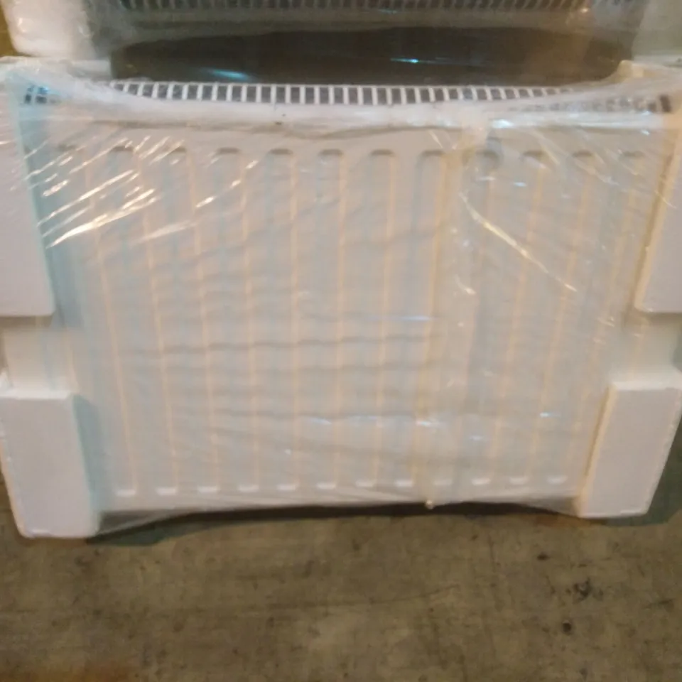 BRAND NEW NOBO *LST-5N05 0500W PANEL HEATER