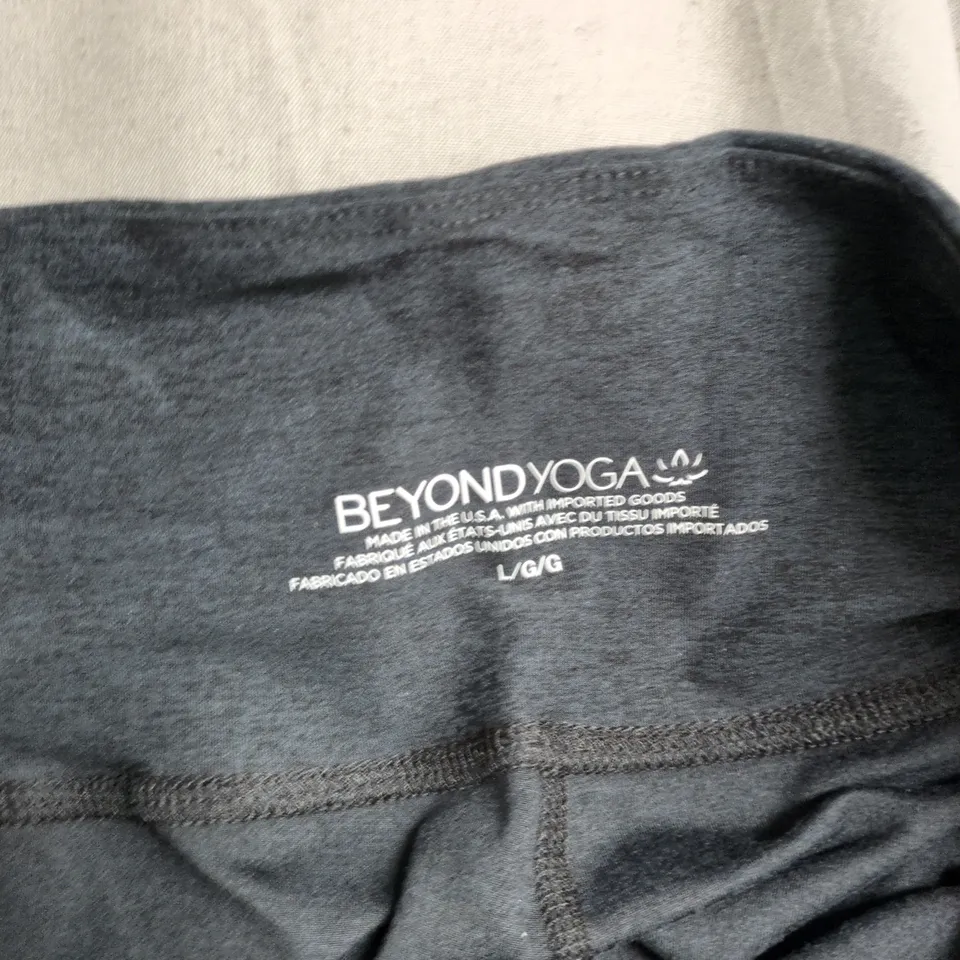 BEYOND YOGA WOMEN'S BLACK YOGA PANTS – SIZE L/G