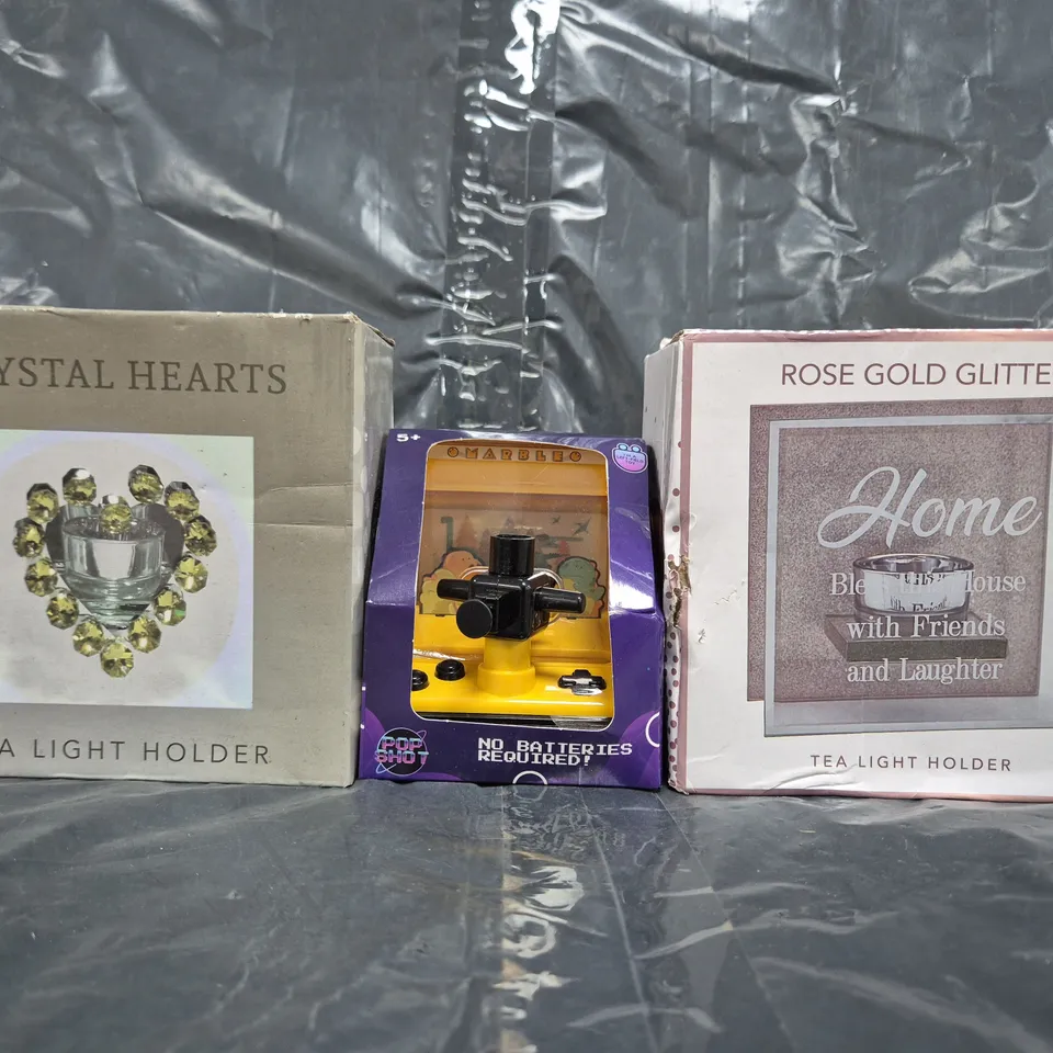 BOX OF APPROXIMATELY 10 ASSORTED HOUSEHOLD ITEMS TO INCLUDE POP SHOT, ROSE GOLD GLITTER TEA LIGHT HOLDER, CRYSTAL HEARTS TEA LIGHT HOLDER, ETC - COLLECTION ONLY