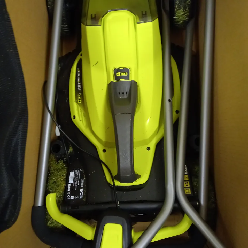 RYOBI OLM1833B 18V ONE+ CORDLESS 33CM LAWNMOWER