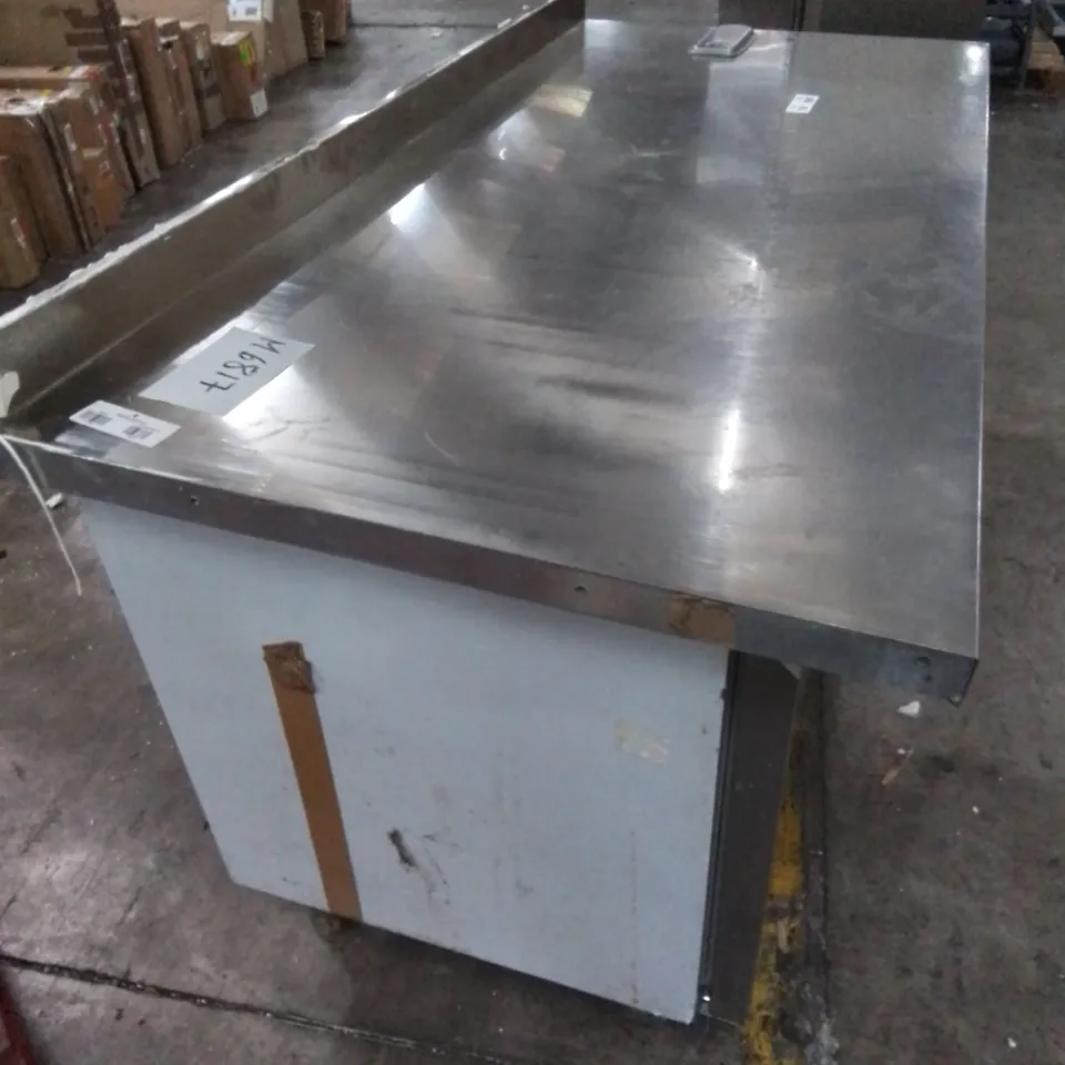 COMMERCIAL STAINLESS REFRIGERATED FOOD PREP COUNTER 