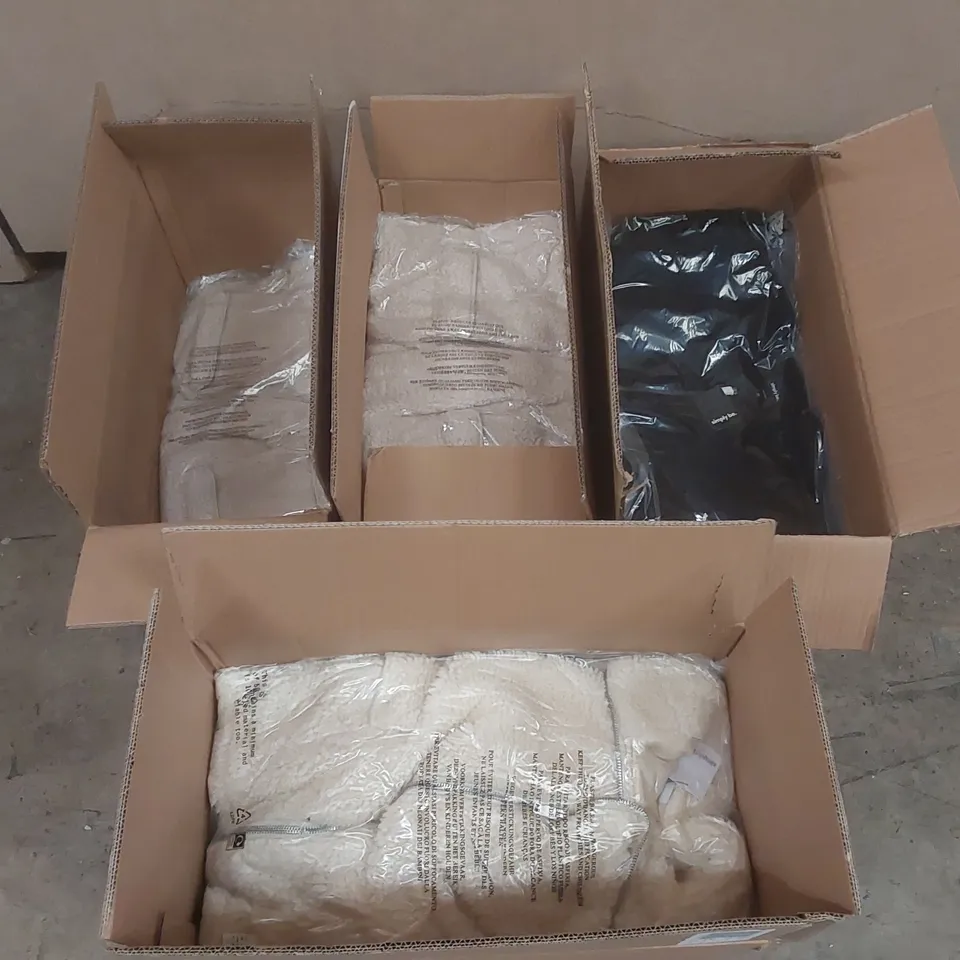 PALLET CONTAINING APPROXIMATELY 110x BRAND NEW ASSORTED DESIGNER CLOTHING ITEMS INCLUDING: ASSORTED SIMPLY BE JACKETS ECT