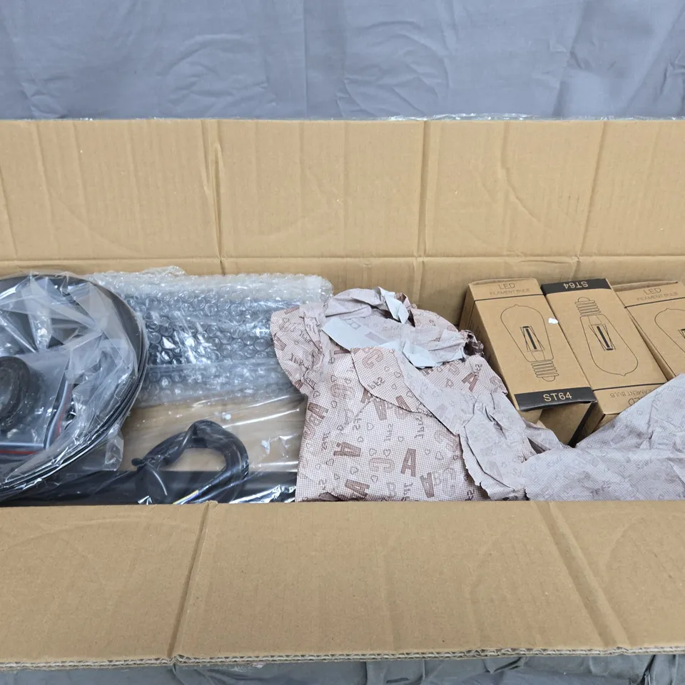 DC VOLTAGE UK GZ-7 CEILING PENDANT LIGHT – 3-LIGHT, BLACK