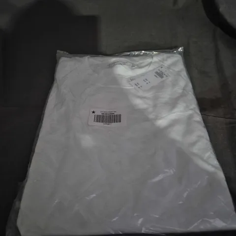 ABERCROMBIE & FITCH SOFT AF COLLECTION CLASSIC POLISHED TEE – WHITE, L 