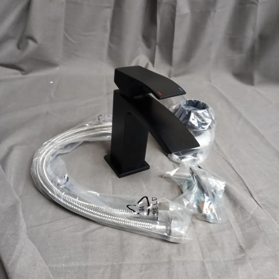 BOXED SCUDO BLACK MINI BASIN TAP 