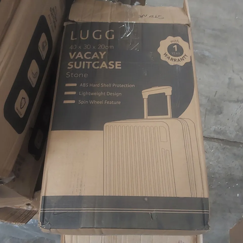 BOXED LUGG TRAVEL SUITCASE