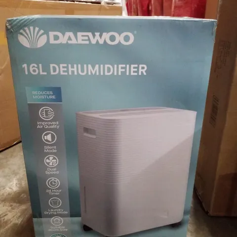 BOXED DAEWOO 16L DEHUMIDIFIER 