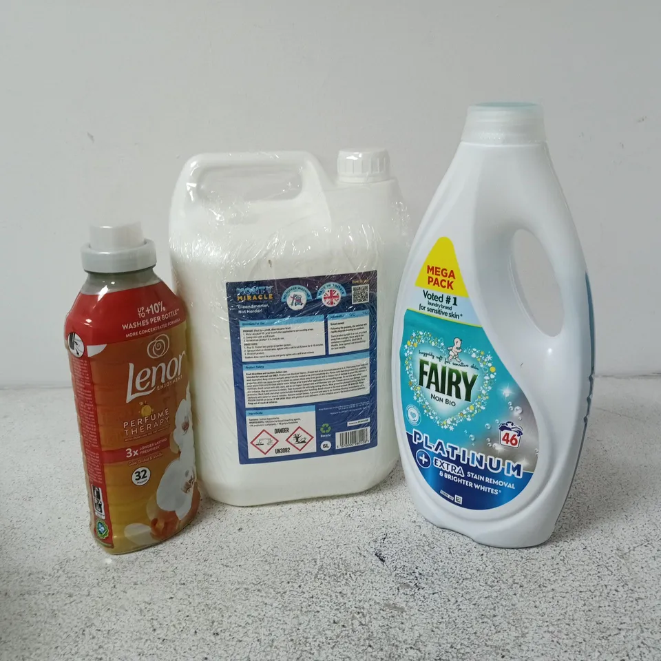 APPROXIMATELY 5 ASSORTED LARGE LIQUIDS TO INCLUDE FAIRY NON BIO, LENOR PERFUME THERAPY, MONTY MIRACLE, ETC - COLLECTION ONLY
