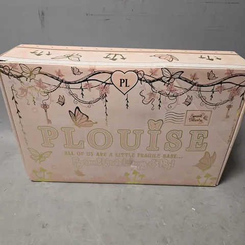 P.LOUISE ASSORTED COSMETIC MYSTERY BOX