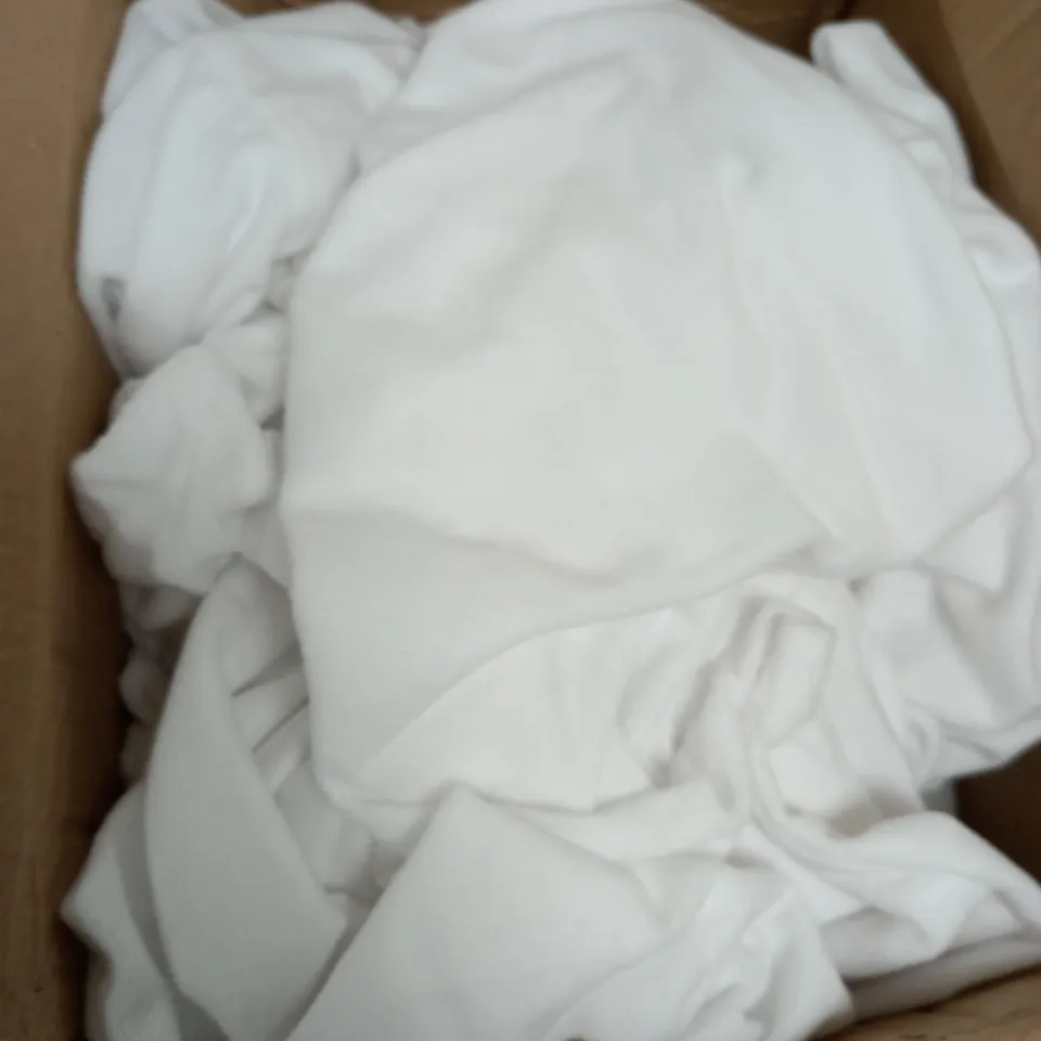 BOXED COZEE HOME LUNASOFT FITTED SHEETS AND PILLOWCASES COLLECTION IN BRIGHT WHITE