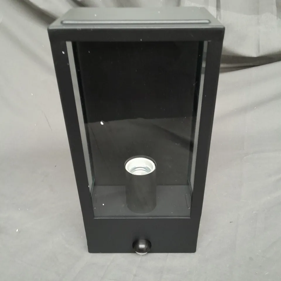 ZINK THORA BOX LANTERN