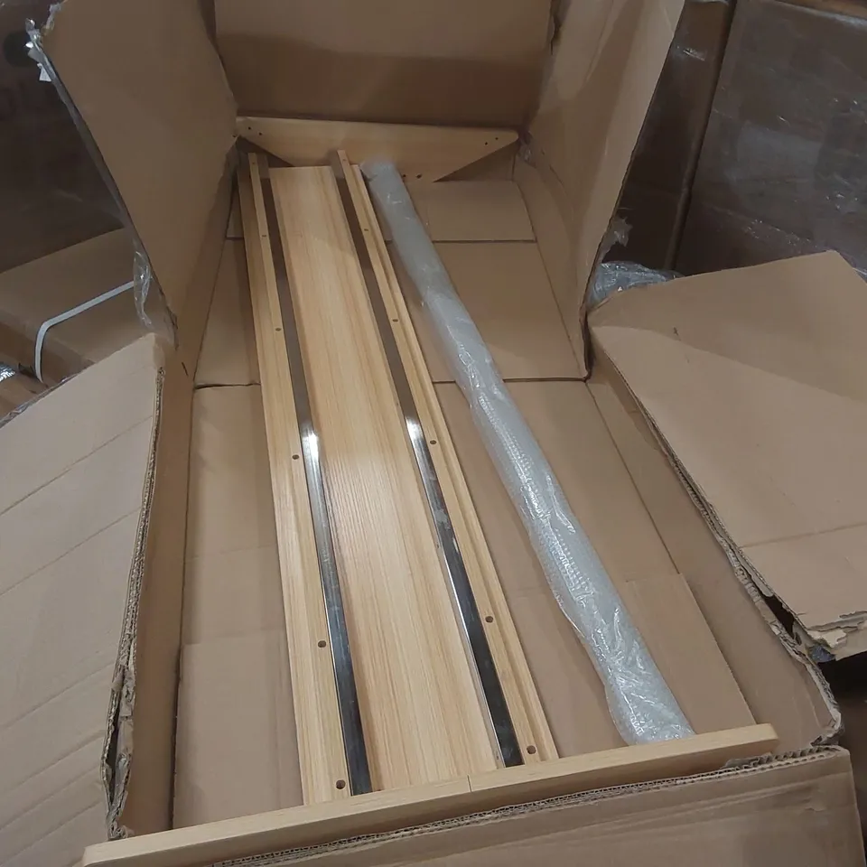 PALLET CONTAINING CATERING EQUIPMENT PARTS INCLUDING: ZOIN BACK GLASS DOOR LEFT, GLASS DOOR RIGHT FOR CW198, TOP STIFFENER FOR CR899