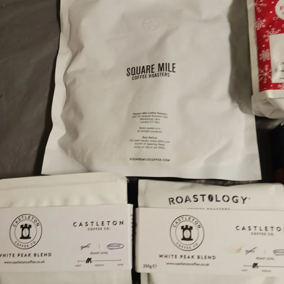 LOT OF 9 ASSORTED PACKS OF GROUND COFFEE TO INCLUDE CASTLETON AND SQUARE MILE