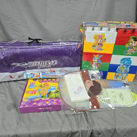 APPROXIMATELY 10 ASSORTED ITEMS TO INCLUDE TO INCLUDE MOTION PARTNERS EXERCISE MAT, PLAY & LEARN BLOCKS, GRAFIX TIMES TABLE POSTER , ETC - COLLECTION ONLY