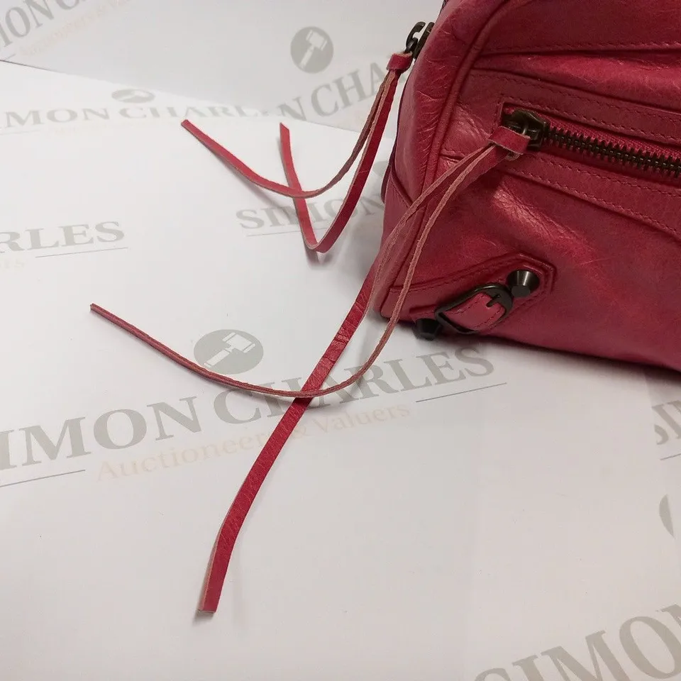 BALENCIAGA PARIS CLASSIC PINK VOYAGE TOILETRY CASE