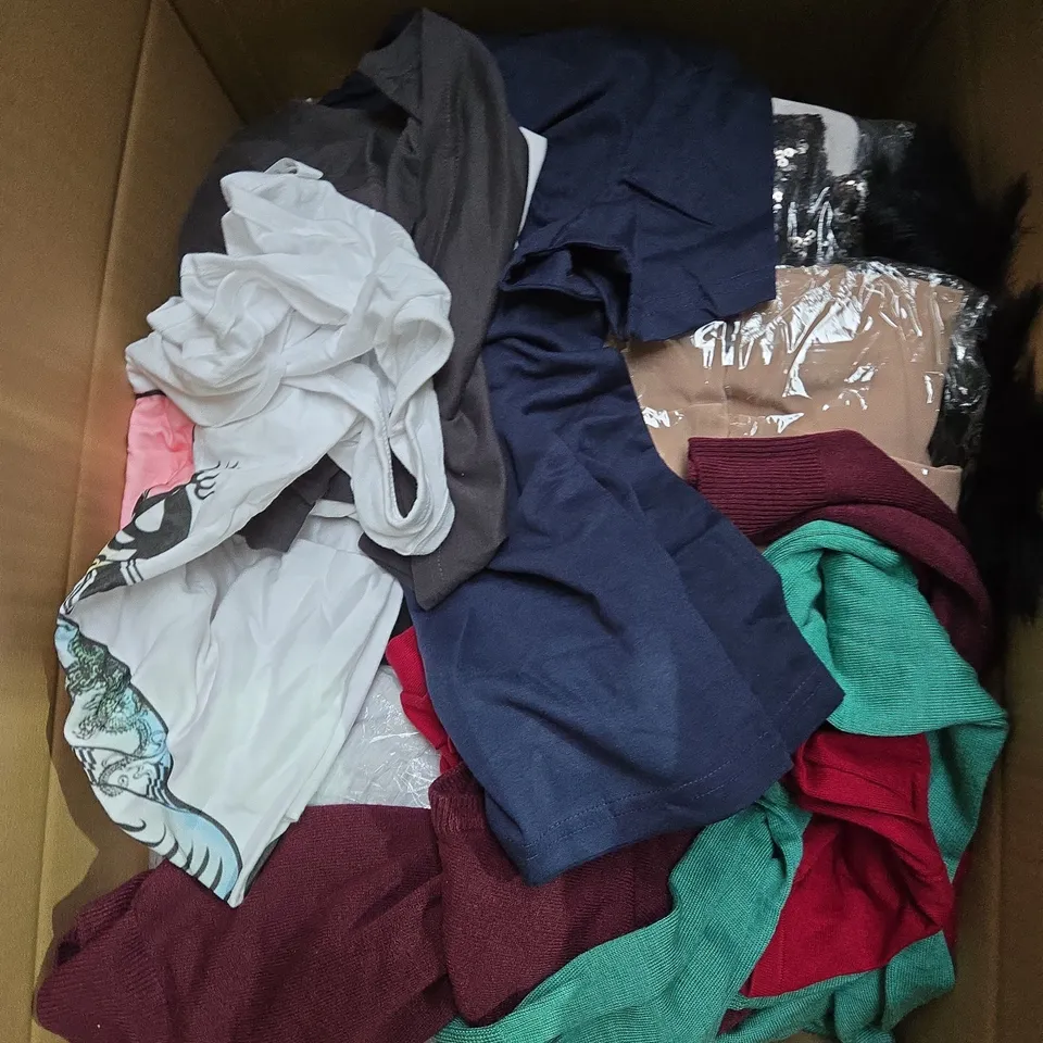 LARGE BOX OF ASSORTED CLOTHING ITEMS IN VARIOUS SIZES, STYLES AND COLOUR 