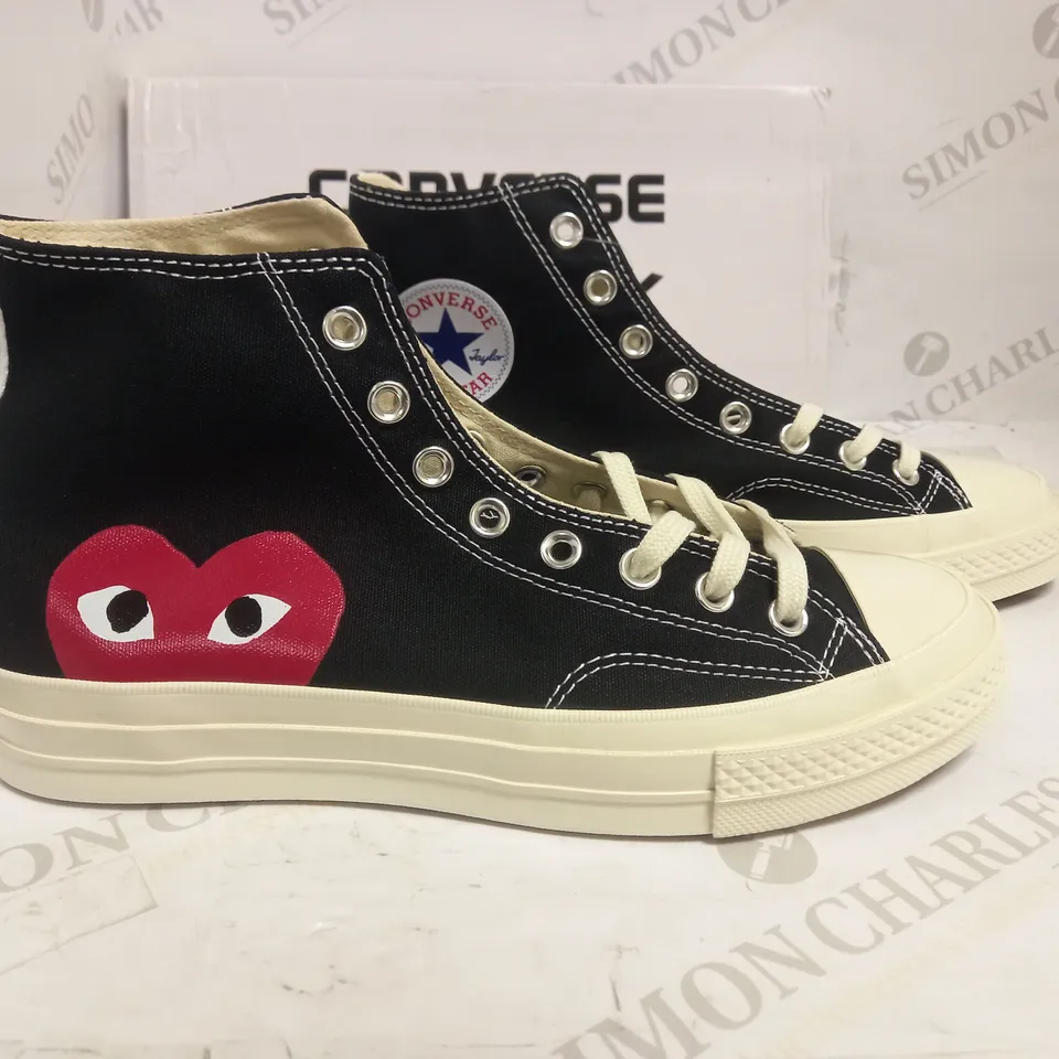 UK 8.5 CONVERSE PLAY EDITION COMME DES GARCONS HIGH TOP TRAINERS 