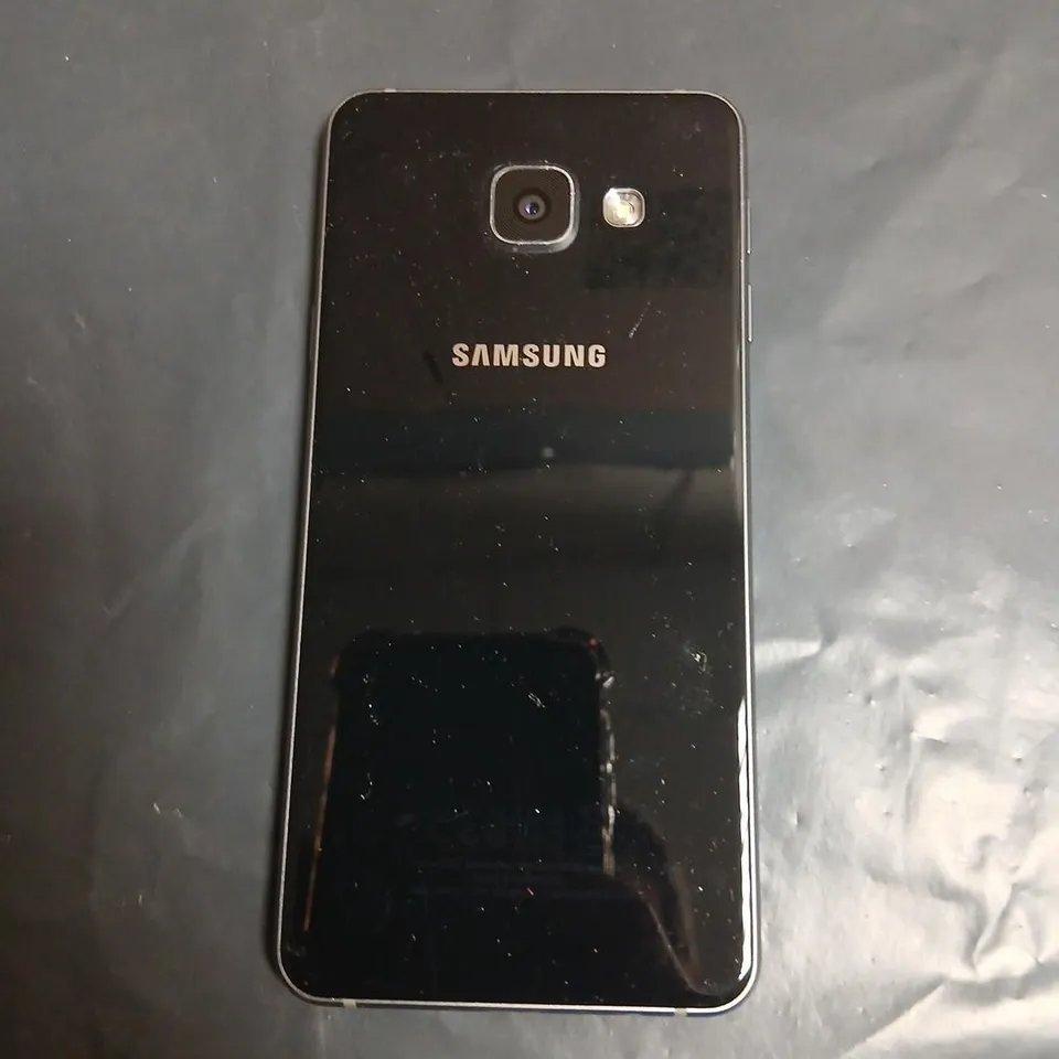 SAMSUNG GALAXY A3 SMARTPHONE